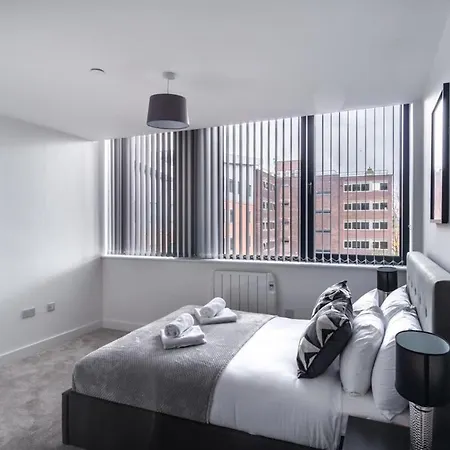 Zeni, Alexandra Rise Bright 1 Bed *