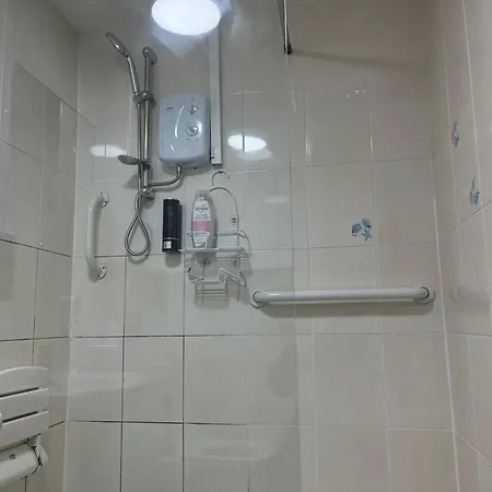 Apartment Charming 2-bedroom In