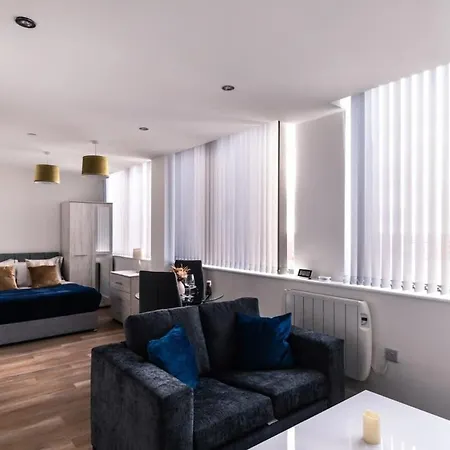 Zeni, Alexandra Rise Flat Apartment *