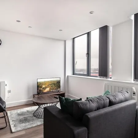 Stayzeni, Alexandra Rise 1 Bed Flat Apartment *