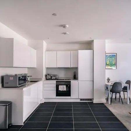 Spacious 1 Bed In