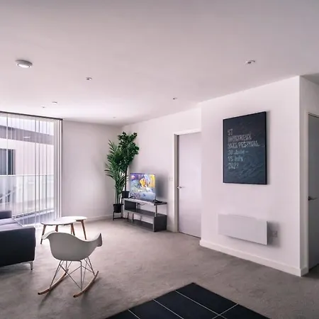 Spacious 1 Bed In Mánchester
