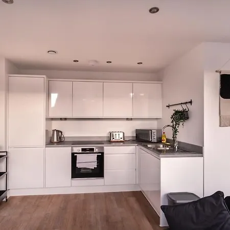 Stayzeni, Alexandra Rise Sleek 1 Bed 公寓 曼彻斯特