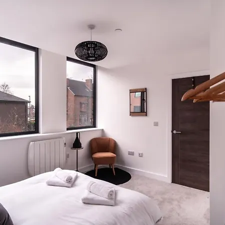 Stayzeni, Alexandra Rise Sleek 1 Bed Manchester