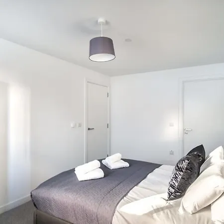 Stunning 2 Bed In Lägenhet Manchester