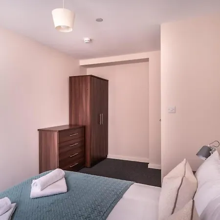 Apartment Modern & Spacious 2 Bed In Manchester