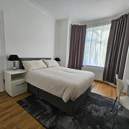 Stylish & Quiet Space Homestay Manchester