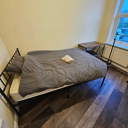 Double With Shared Bathroom Kwatera prywatna *