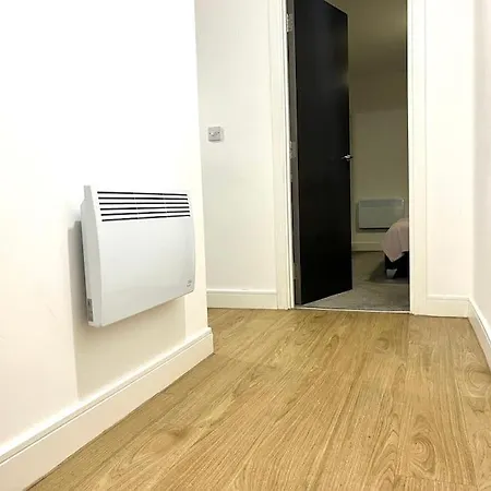 Lovely 2 Bedroom In *