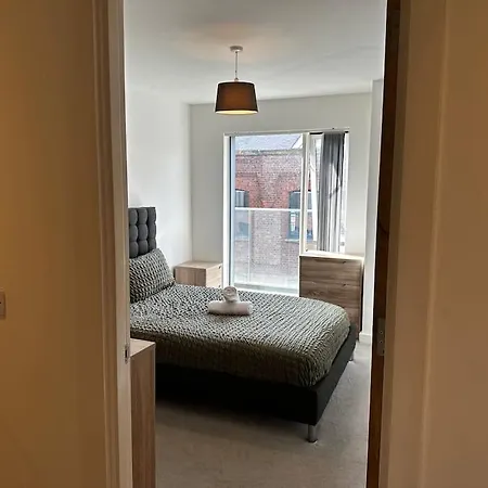 Luxury Central With Secure Parking *