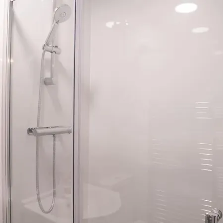One Bedroom Studio: Old Trafford *