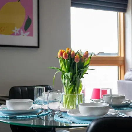 Apartment With Balcony & Secure Parking