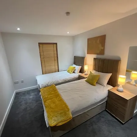 Ao Arena Flat Manchester, With Parking Апартаменты Манчестер