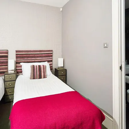 Lushpads Guest house Manchester