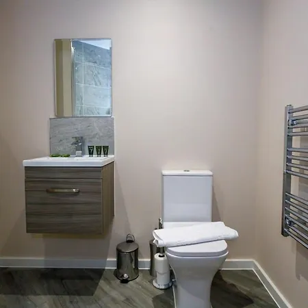 아파트 Contemporary 2 Bedroom