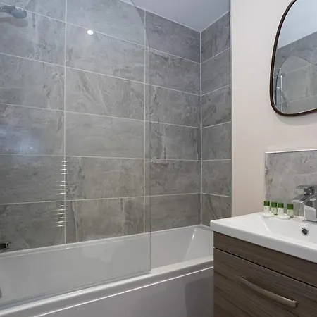 Lovely 2 Bedroom Modern Lejlighed Manchester