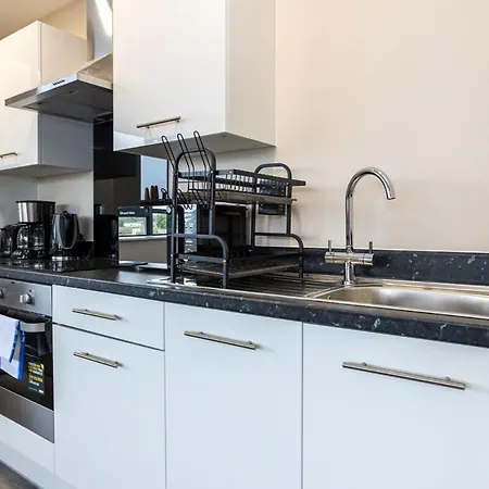 Lovely 2 Bedroom Modern Manchester