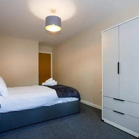 Lejlighed Fantastic Modern 2 Bedroom Apartment,