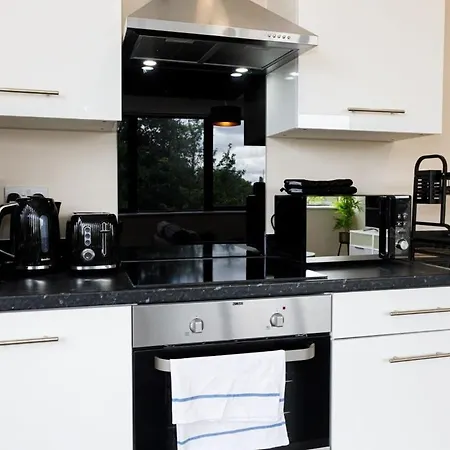 Fantastic Modern 2 Bedroom Apartment, Lejlighed