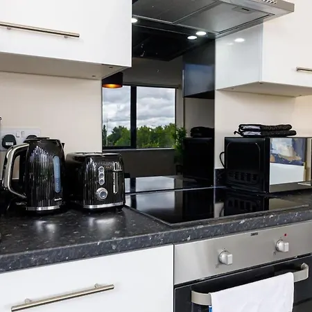 Fantastic Modern 2 Bedroom Apartment, Lejlighed Manchester