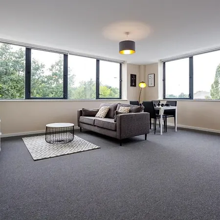 Fantastic Modern 2 Bedroom Apartment, *