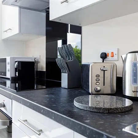 Apartment Modern And Stylish 1 Bed