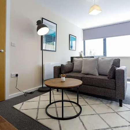 Apartment Modern And Stylish 1 Bed