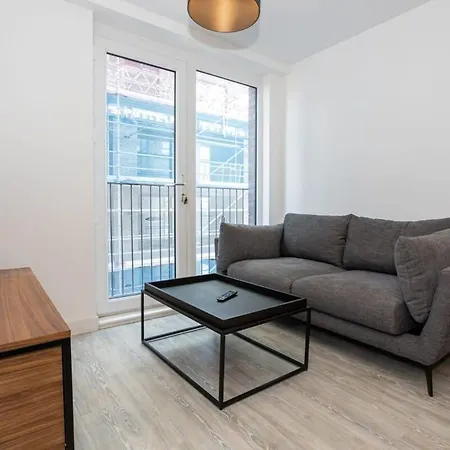 Apartment Smart 1 Bedroom In Salford Manchester