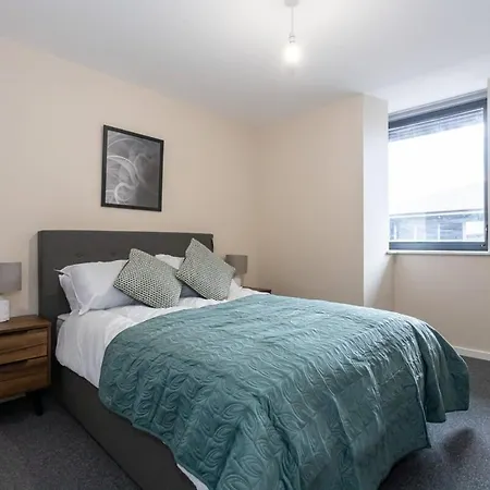 Apartment Contemporary 2 Bed Salford *