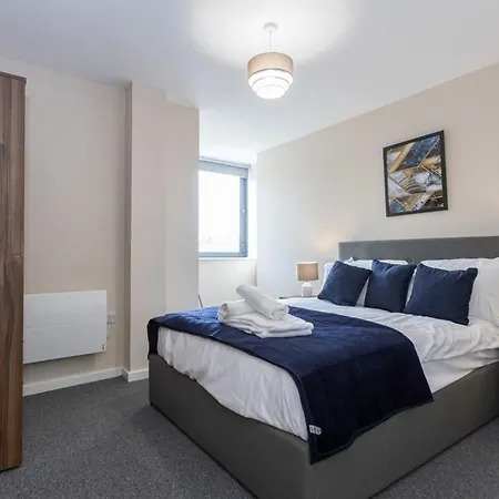 Modern & Bright 1 Bedroom Salford Manchester