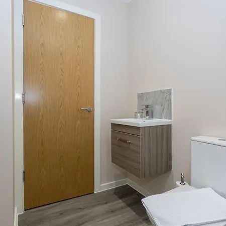 Apartment Modern & Bright 1 Bedroom Salford