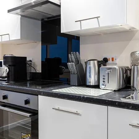 2 Bedroom Modern In Lejlighed Manchester