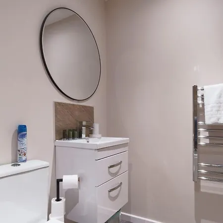 Lovely 1 Bedroom Manchester