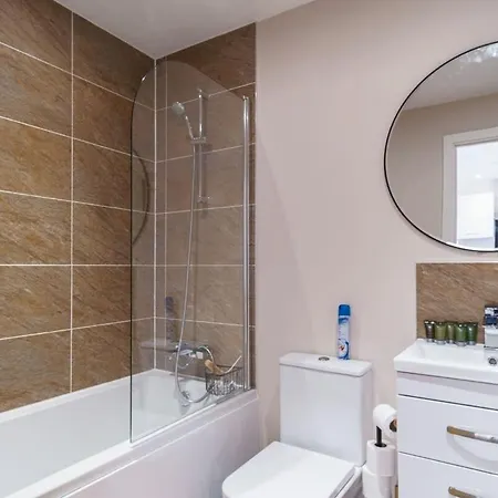 Lovely 1 Bedroom Manchester