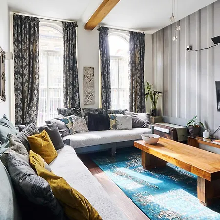 Satori Serviced Apartamento
