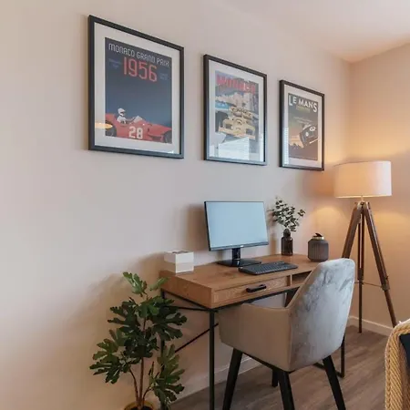 Fantastic 1 Bed - Sleeps 3 * Manchester