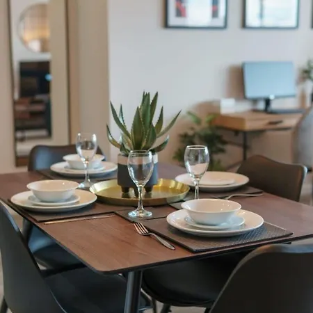 Fantastic 1 Bed - Sleeps 3 Apartment Manchester