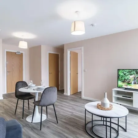 Apartment Modern 1 Bedroom - Sleeps 2 *
