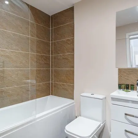 Modern 1 Bedroom - Sleeps 2 Appartement *