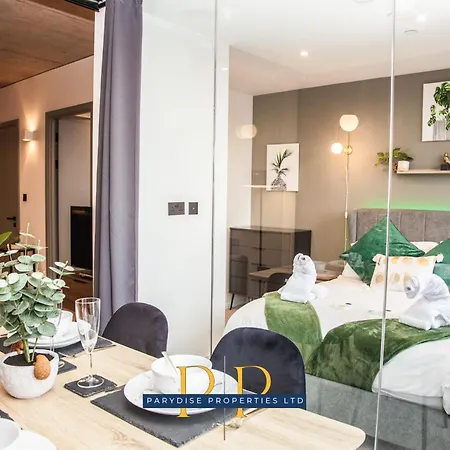 Deansgate Luxury - Modern & Warm 1-bed - Ideal For Business Or Work - Presented By Parydise *
