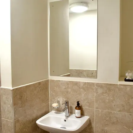 1 Bedroom In 맨체스터