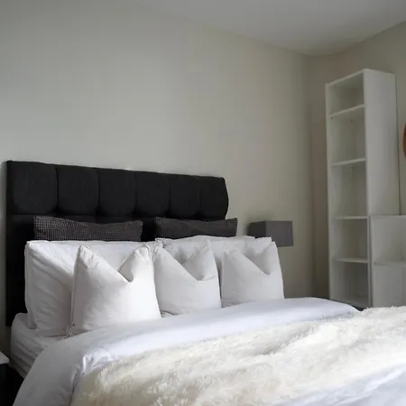 1 Bedroom In 아파트