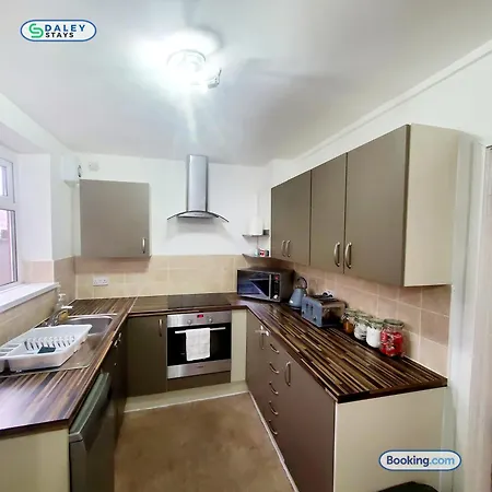 Lejlighed Lovely 3 Bedroom In -sleep 7 *