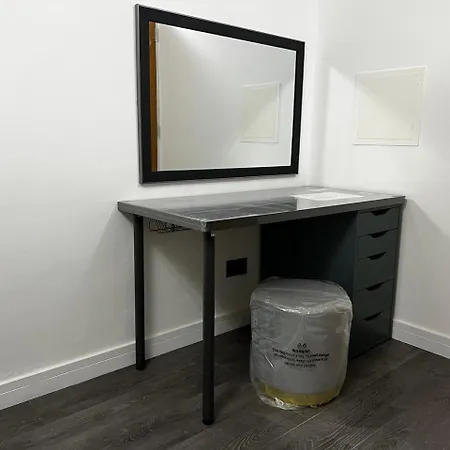 Apartment Stylish Stays - Luxury For 3