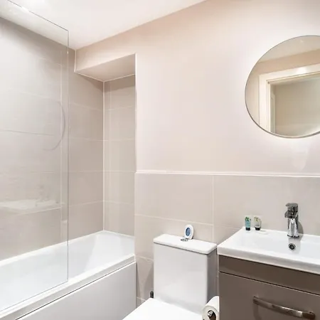アパート Bright & Modern 2 Bed In マンチェスター