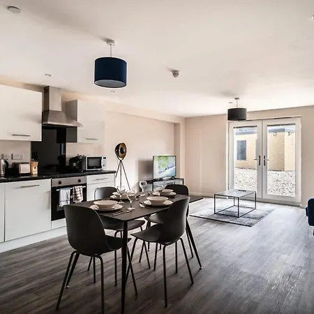 Bright & Modern 2 Bed In Lejlighed *