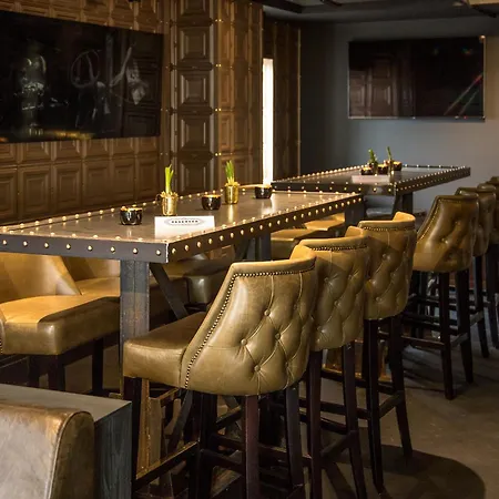 Gotham Hotel 5*