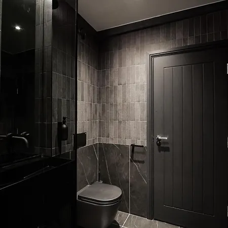 Omnia By The Heim * Manchester