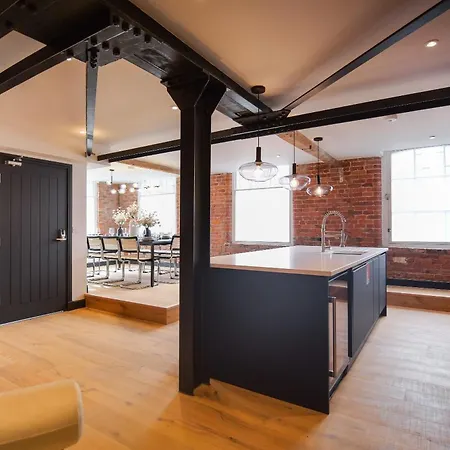 Apartament Omnia By The Heim