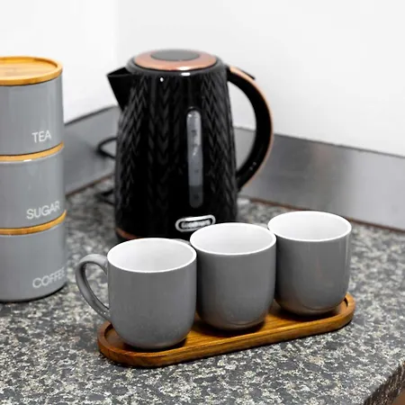 Modern 2bed Northern Quarter, Long Stays, Contractors Daire